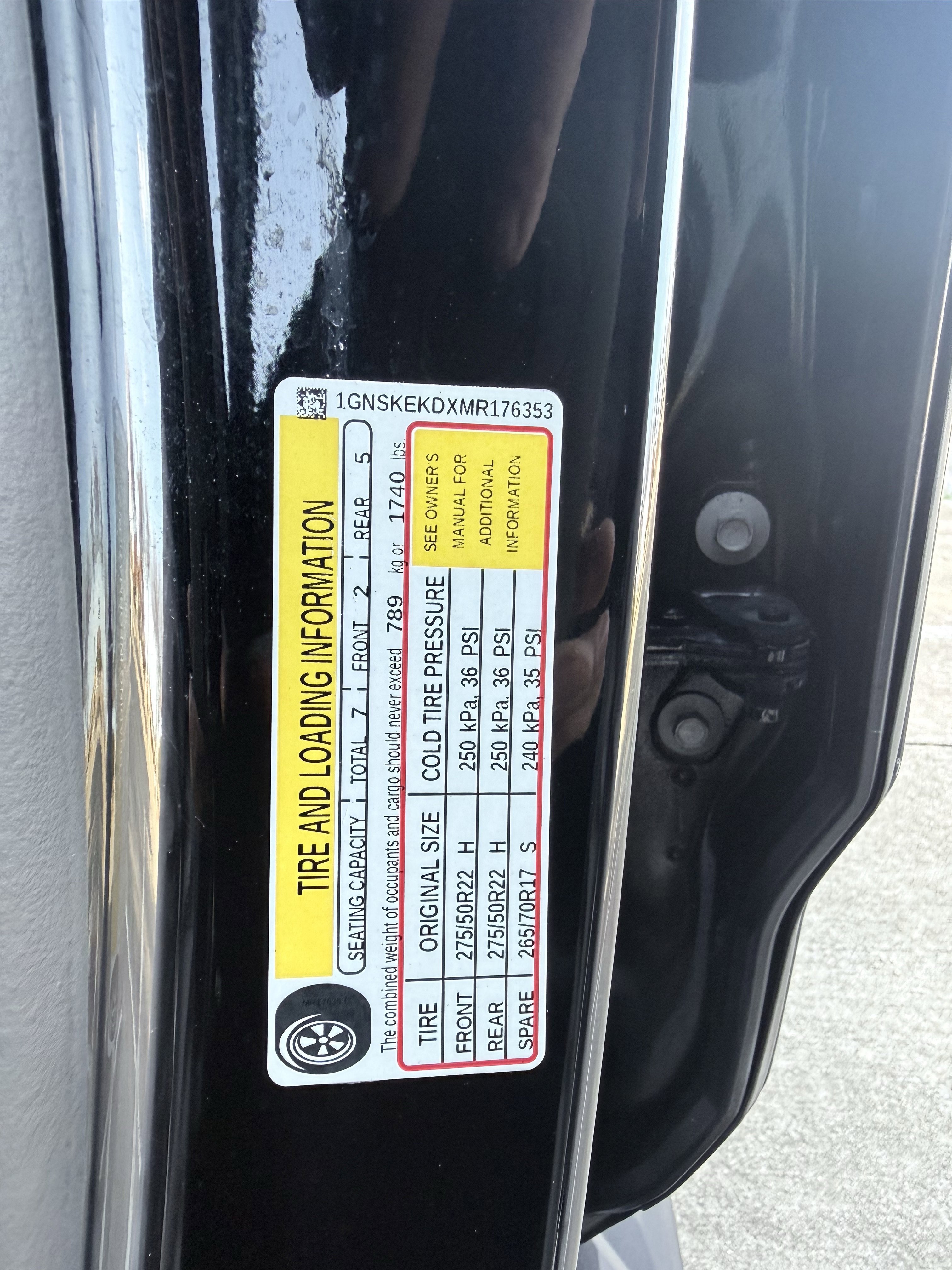 Used 2021 Chevrolet Suburban RST w/ Luxury Package AWD/4WD image 71