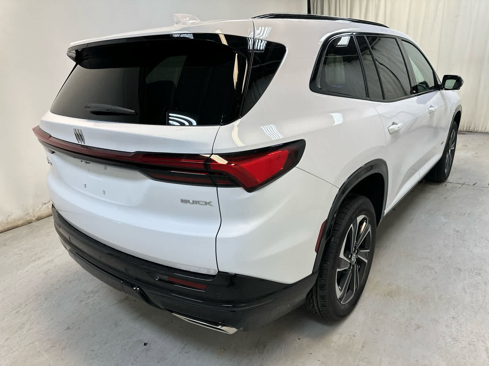 New 2026 Buick Enclave Sport Touring w/ LPO, Floor Liner Package image 10