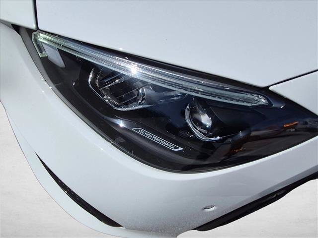 Used 2025 Mercedes-Benz C 300 Sedan image 9