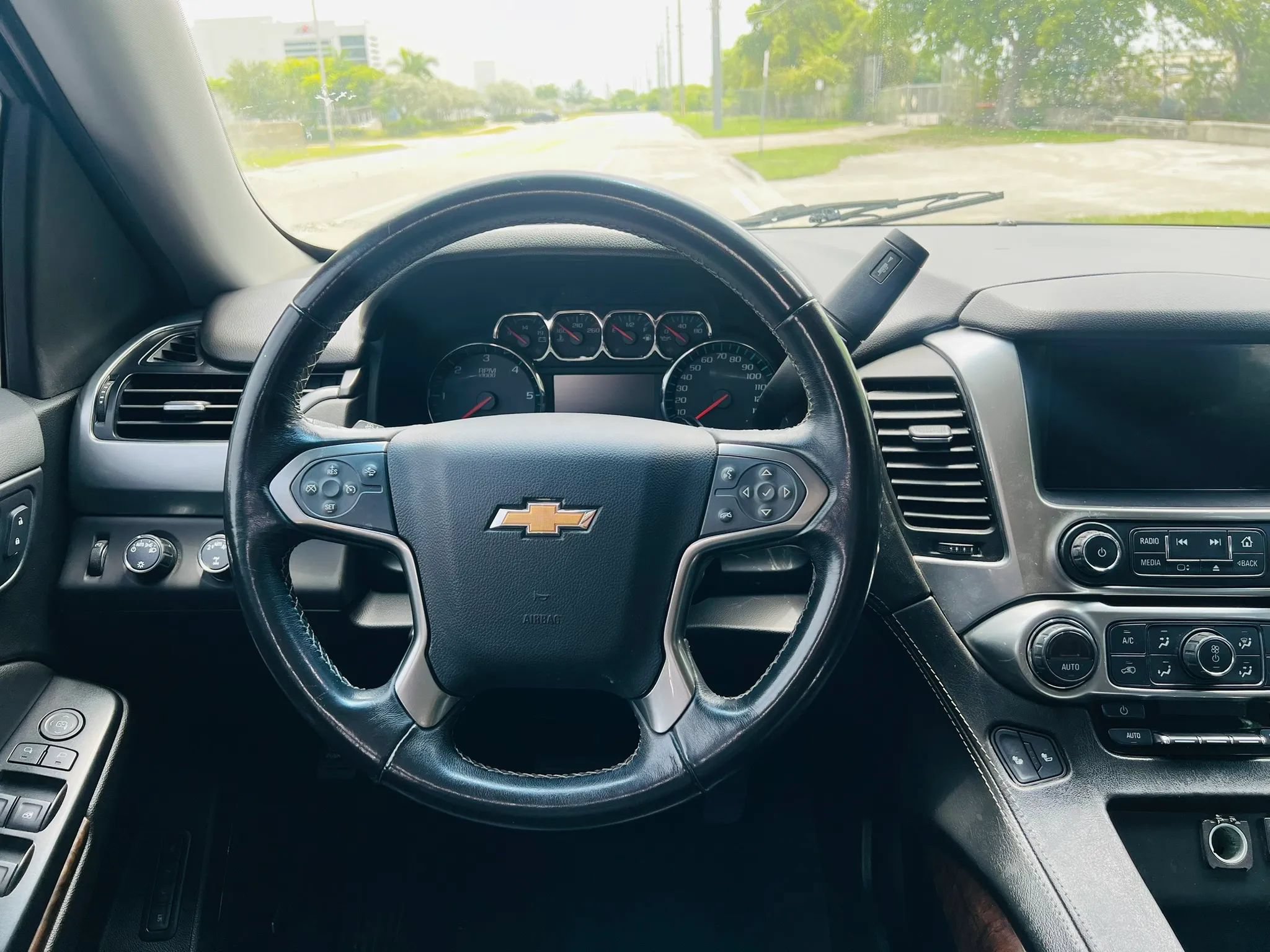 Used 2019 Chevrolet Tahoe LT AWD/4WD image 13