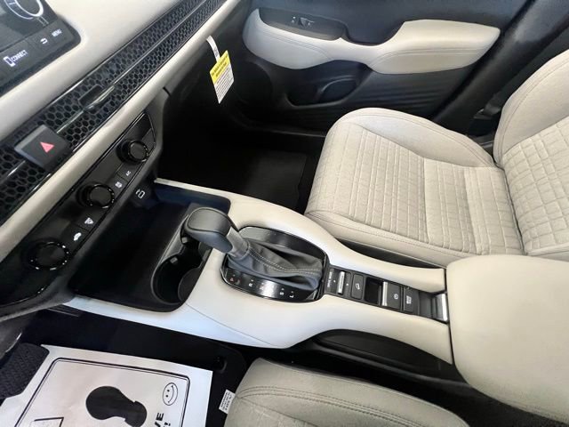 New 2025 Honda HR-V LX image 10