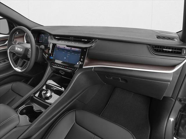 New 2026 Jeep Grand Cherokee Limited AWD/4WD image 11