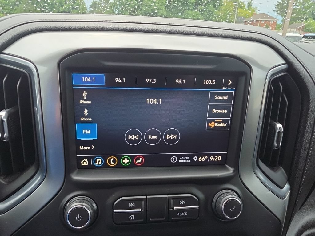 Used 2020 Chevrolet Silverado 1500 LT w/ All-Star Edition AWD/4WD image 17