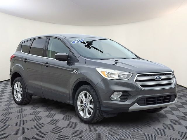 Used 2019 Ford Escape SE