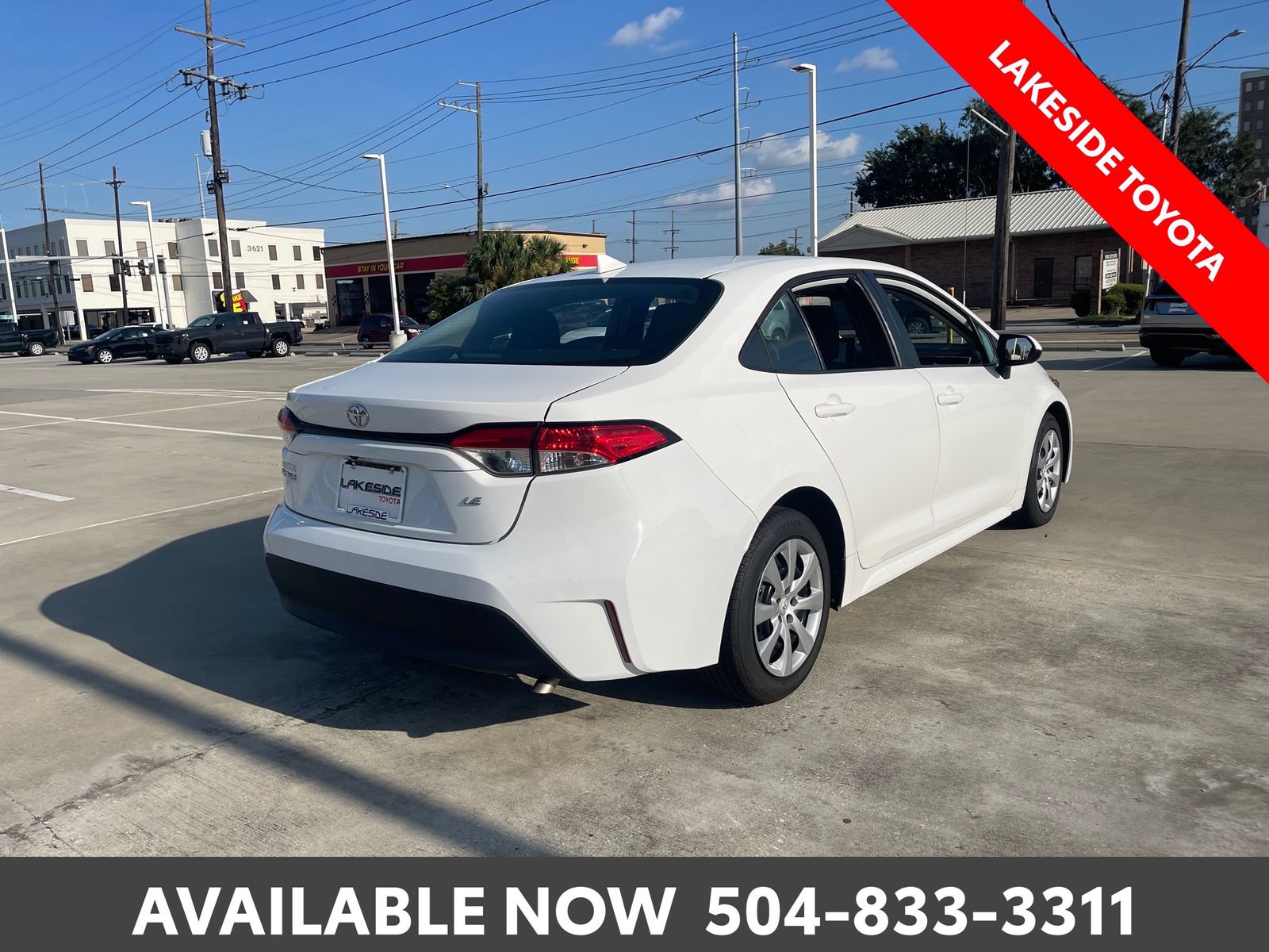 Used 2023 Toyota Corolla LE FWD image 5