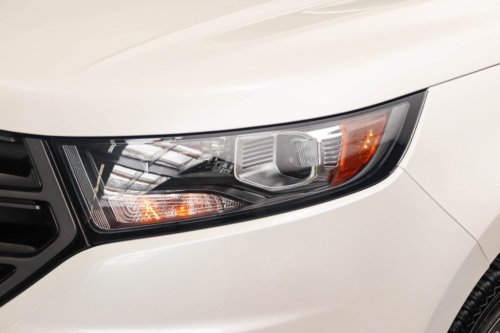 Used 2016 Ford Edge Sport w/ Equipment Group 401A AWD/4WD image 9