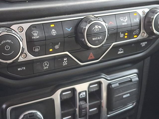 Used 2022 Jeep Gladiator Willys image 25