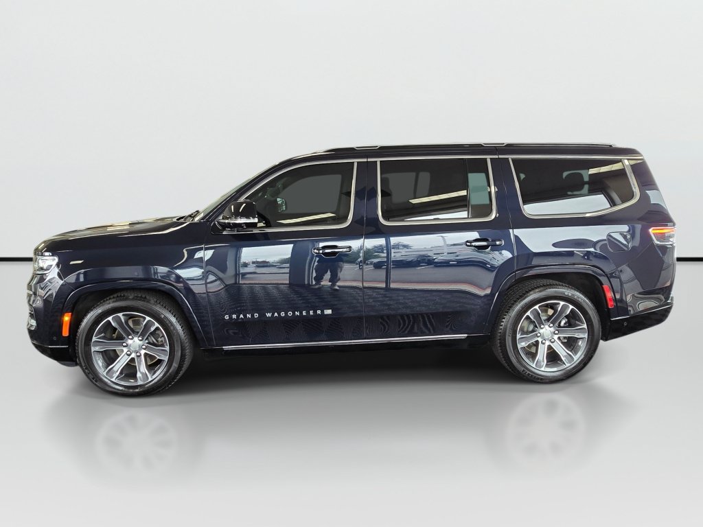Used 2023 Jeep Grand Wagoneer 4WD image 2