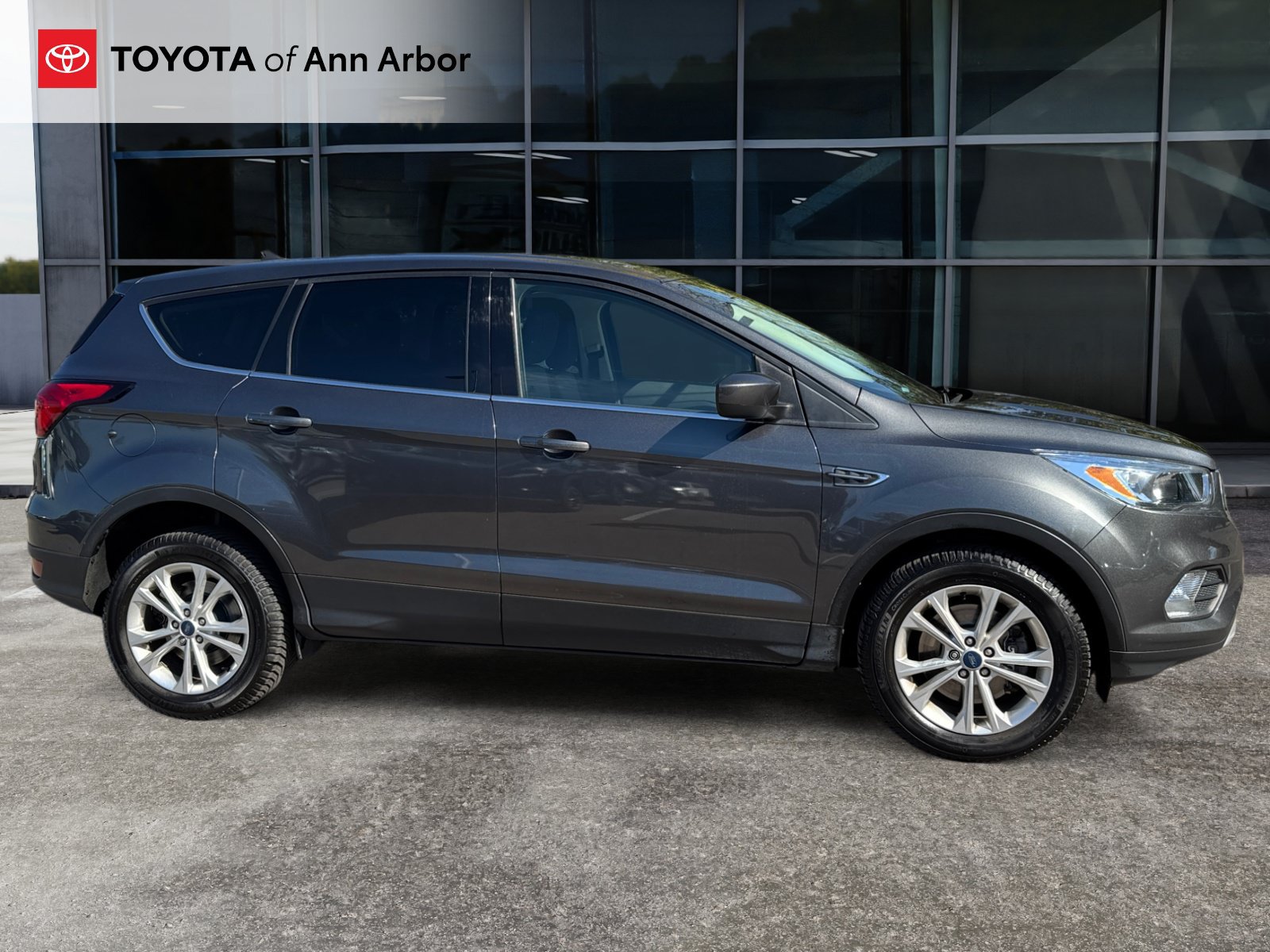 Used 2019 Ford Escape SE AWD/4WD image 12