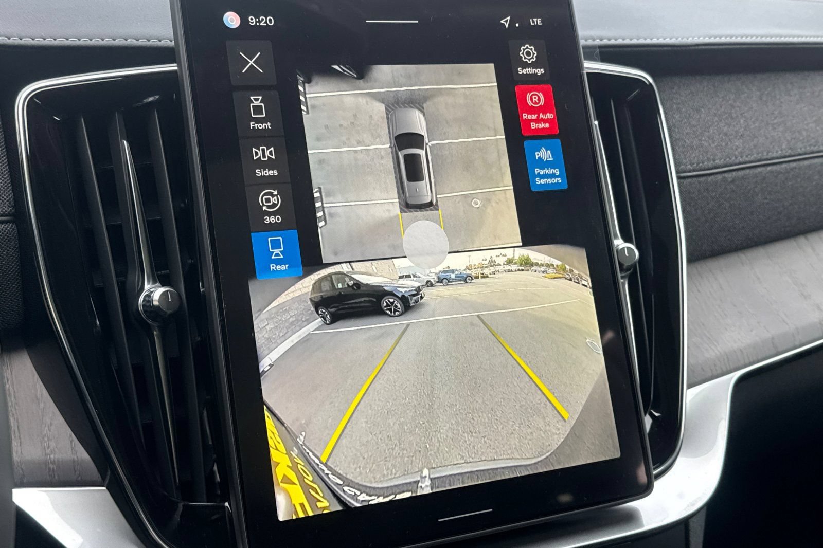 New 2026 Volvo XC90 T8 Ultra w/ Protection Package AWD/4WD image 24