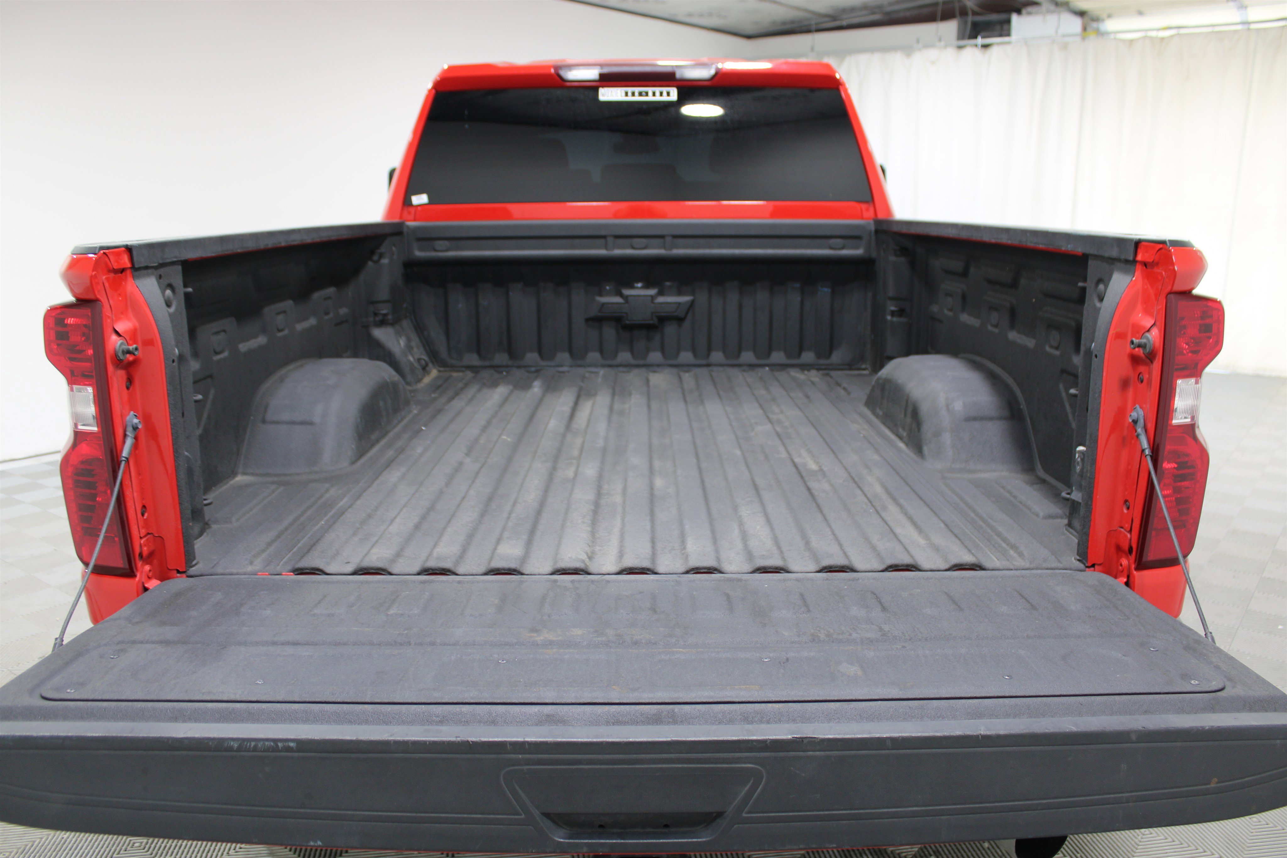 Used 2024 Chevrolet Silverado 2500 LT AWD/4WD image 22