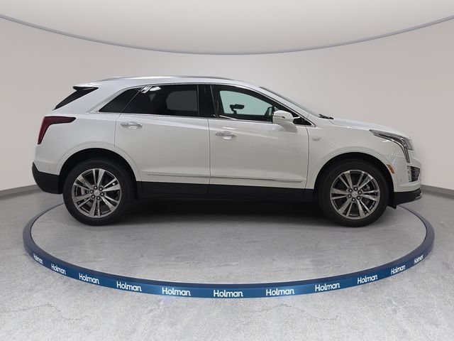 New 2026 Cadillac XT5 Premium Luxury w/ LPO, Floor Liner Package AWD/4WD image 4