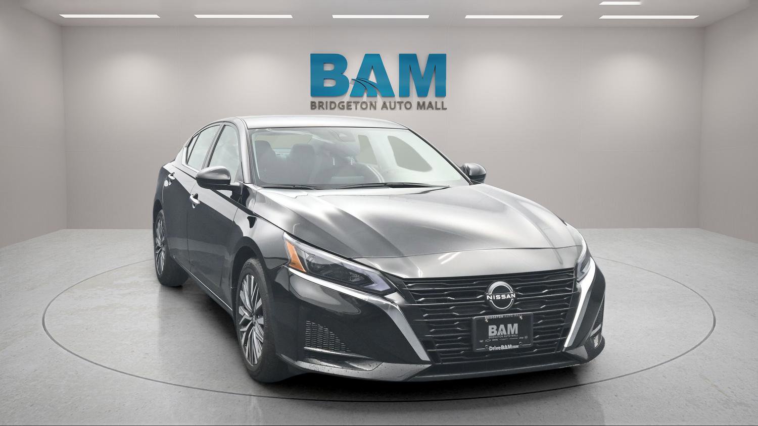 Used 2023 Nissan Altima 2.5 SV image 4