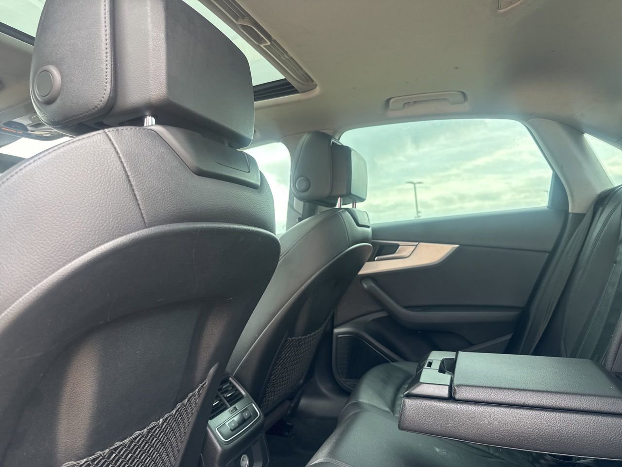 Used 2018 Audi A4 2.0T Ultra Premium Plus w/ Premium Plus Package image 31
