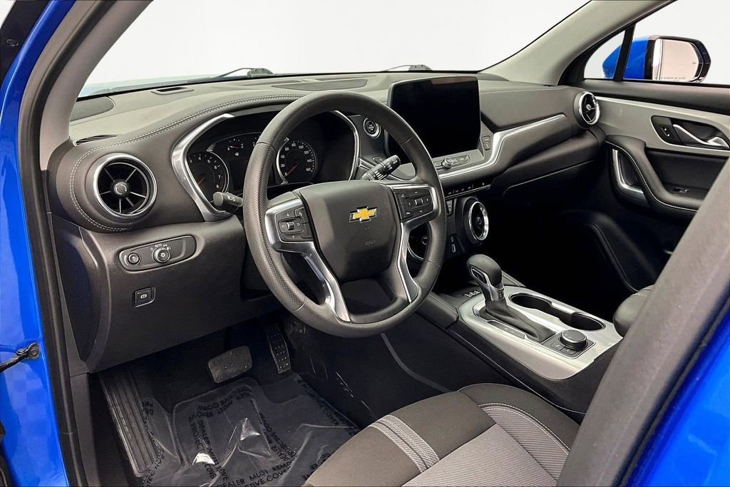 Used 2024 Chevrolet Blazer LT w/ Convenience Package image 14