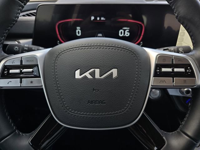 Certified 2025 Kia Telluride S image 29