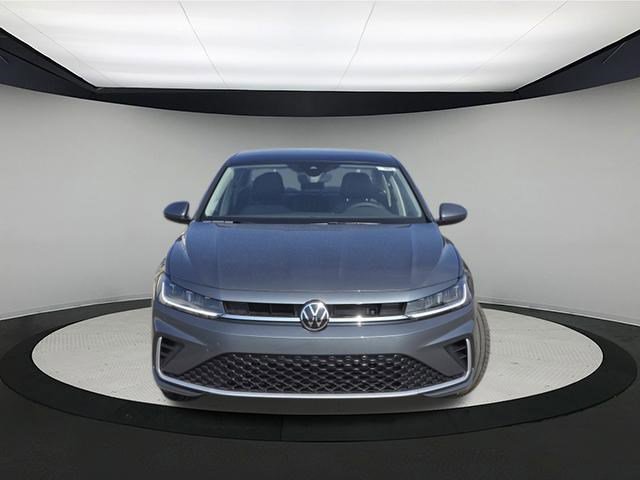 New 2026 Volkswagen Jetta SE image 2