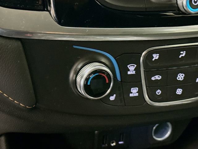 Used 2021 Chevrolet Traverse LT image 21