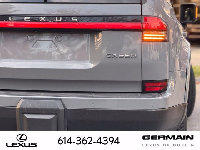 Used 2024 Lexus GX 550 w/ Accessory Package (2T) AWD/4WD image 10
