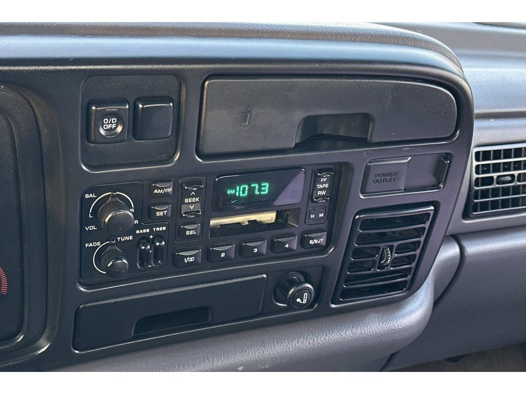 Used 1997 Dodge Ram 2500 Truck ST image 17