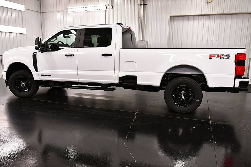 New 2026 Ford F350 XL w/ STX Appearance Package AWD/4WD image 4