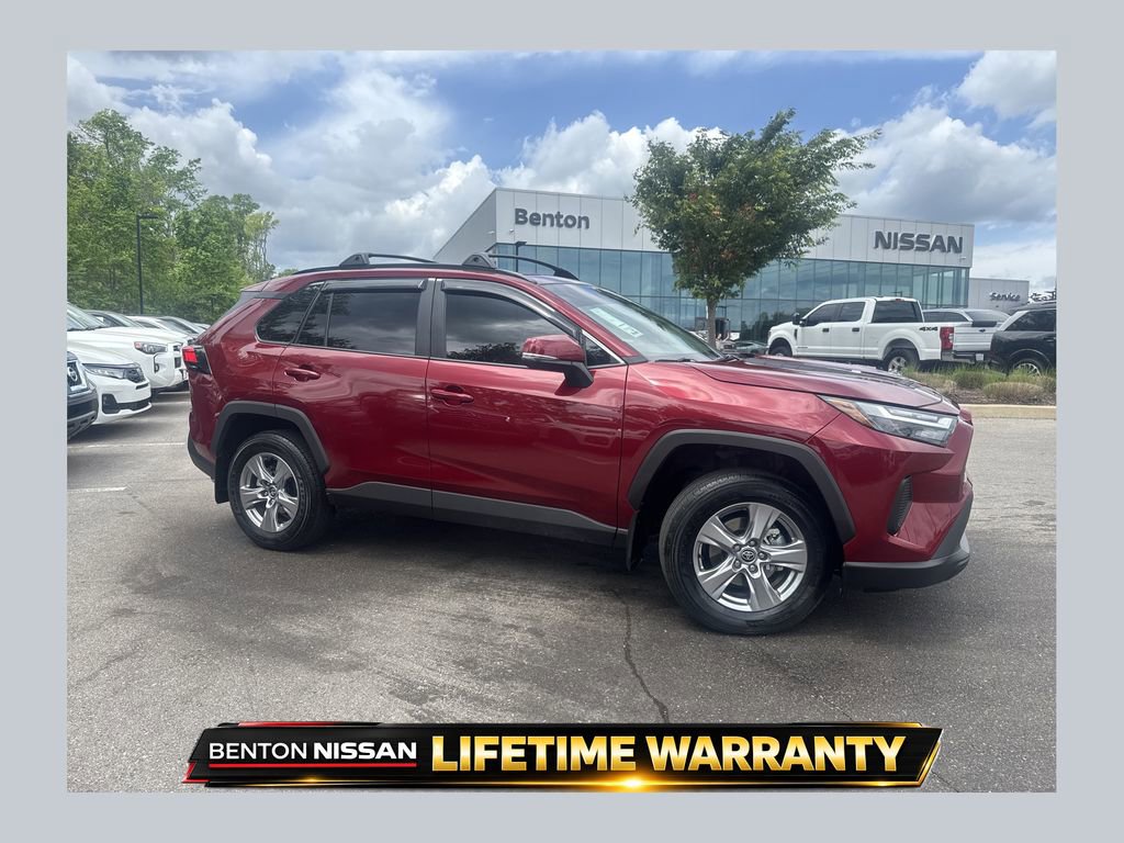 Used 2025 Toyota RAV4 XLE w/ Convenience Package image 1