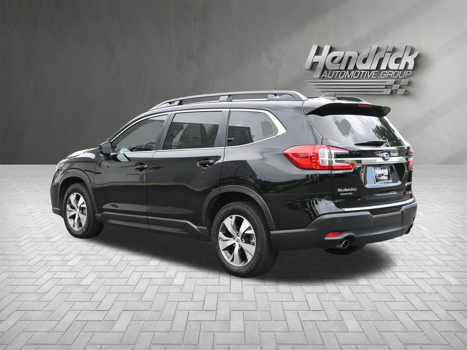 Used 2024 Subaru Ascent Premium w/ Convenience Package AWD/4WD image 7