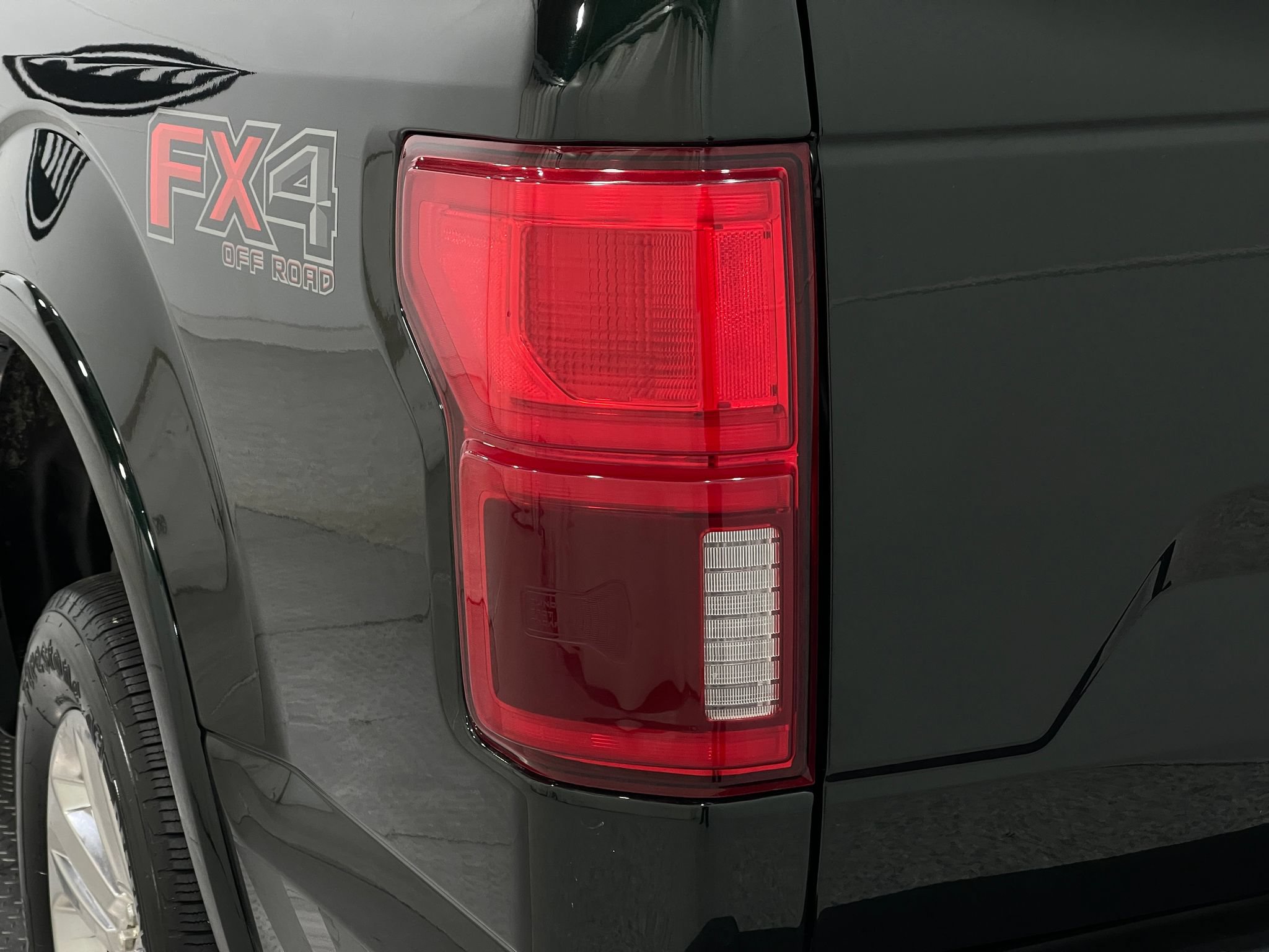 Used 2019 Ford F150 Lariat AWD/4WD image 34