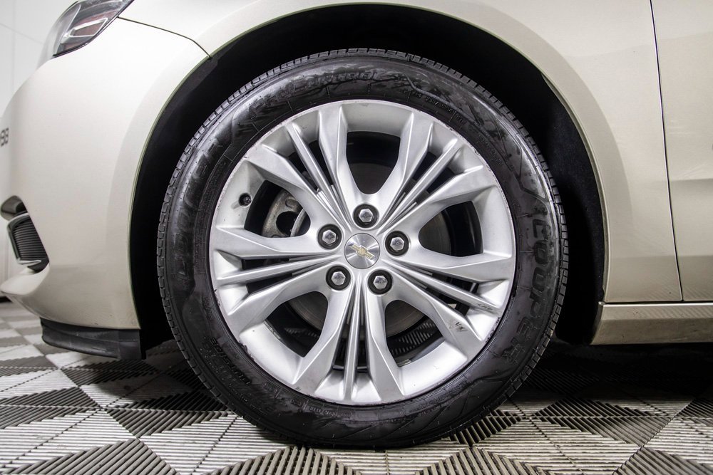 Used 2014 Chevrolet Impala LT w/ Convenience Package image 37