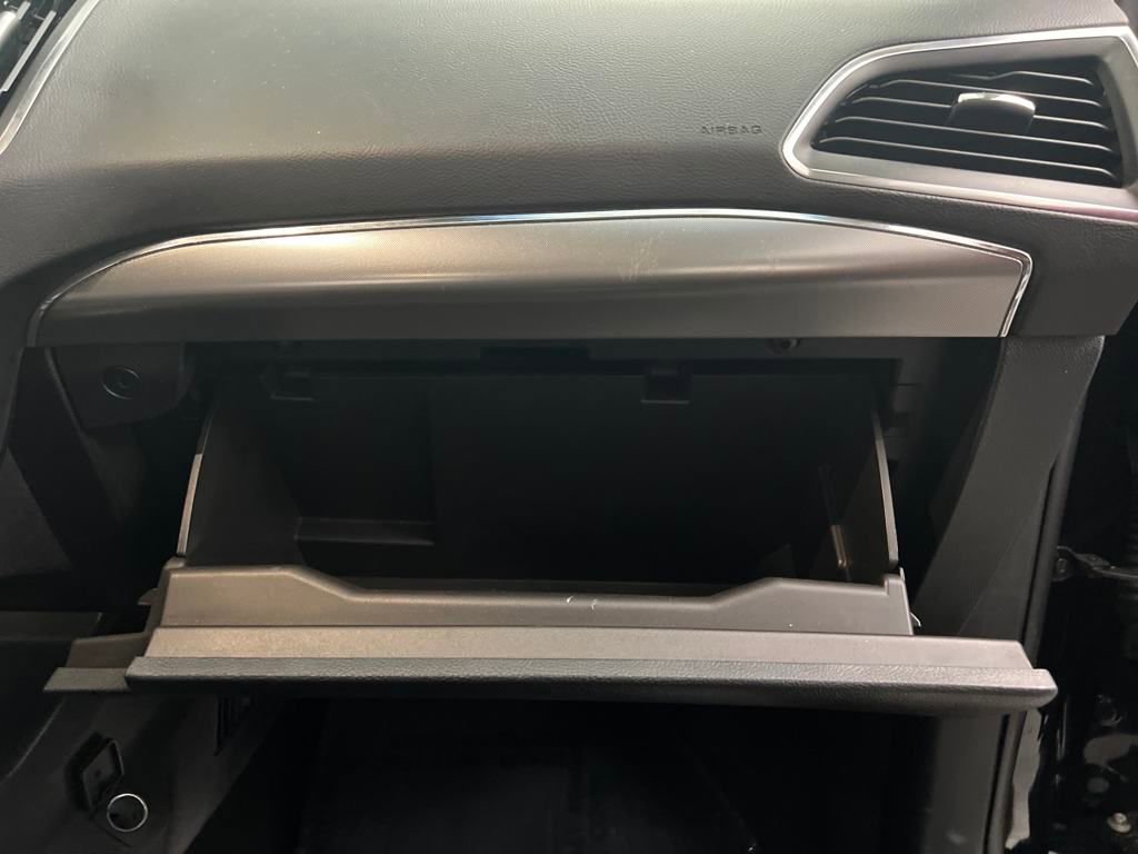 Used 2024 Ford Edge Titanium image 26