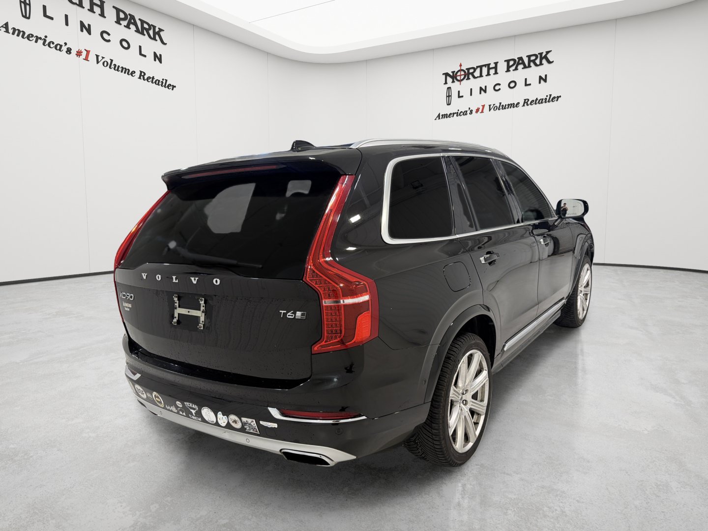 Used 2017 Volvo XC90 T6 Inscription w/ Vision Package AWD/4WD image 5