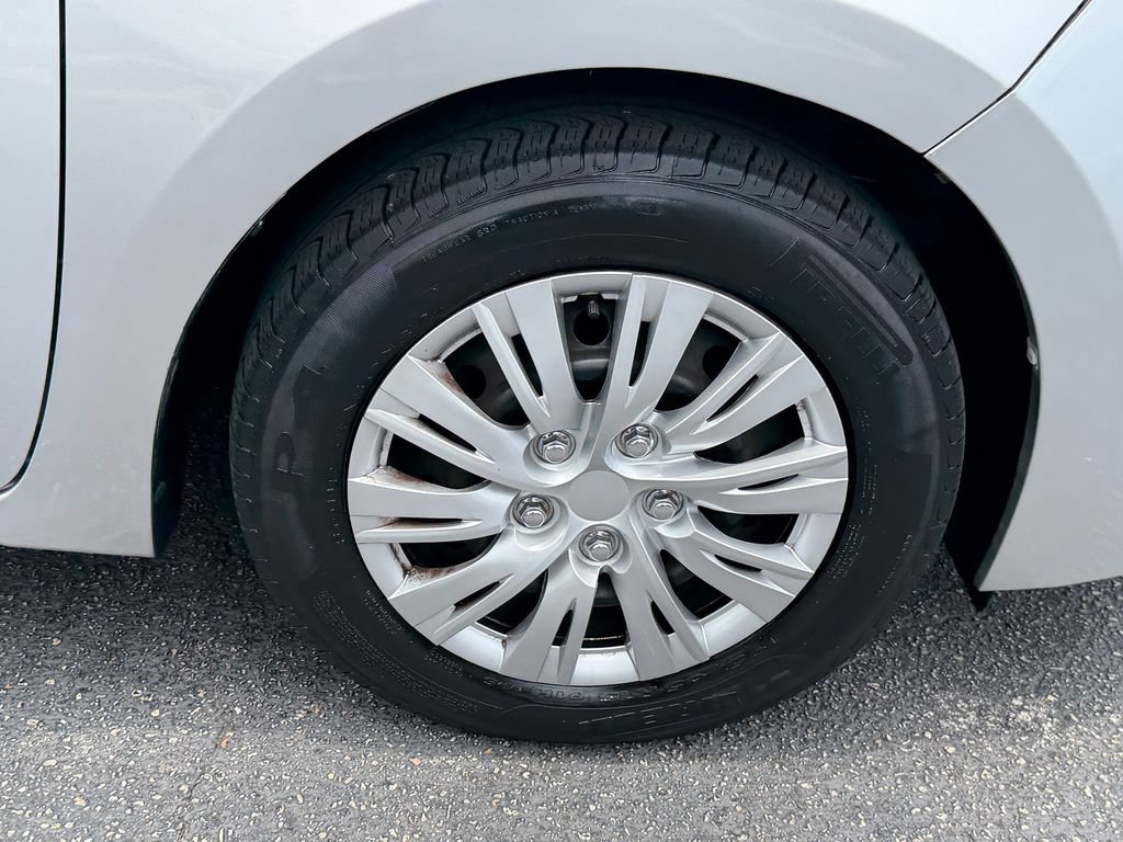 Used 2016 Toyota Corolla L FWD image 19