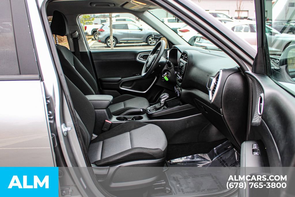 Used 2024 Kia Soul LX w/ Option Group 015 image 20