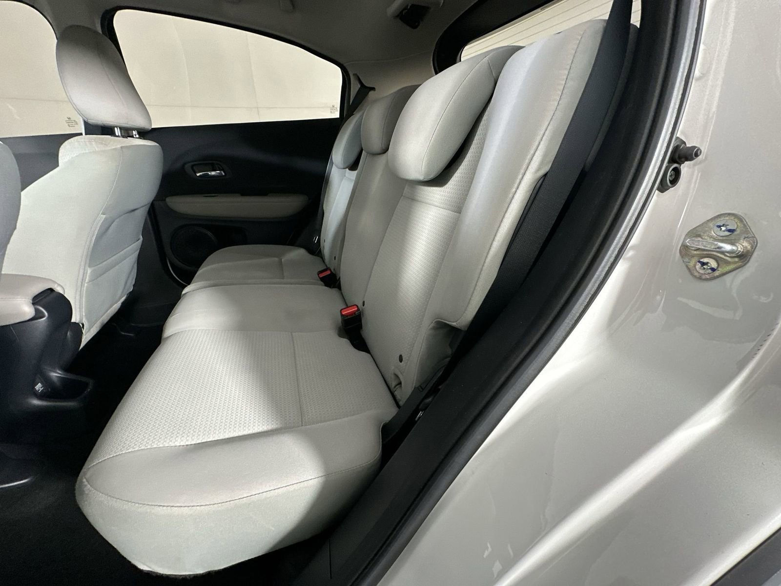 Used 2021 Honda HR-V LX image 23