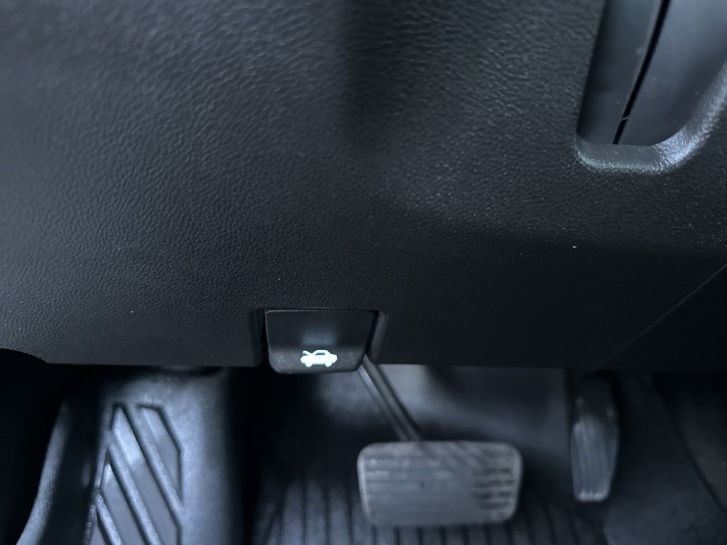 Certified 2024 Chevrolet Silverado 1500 RST w/ Z71 Off-Road Package image 14