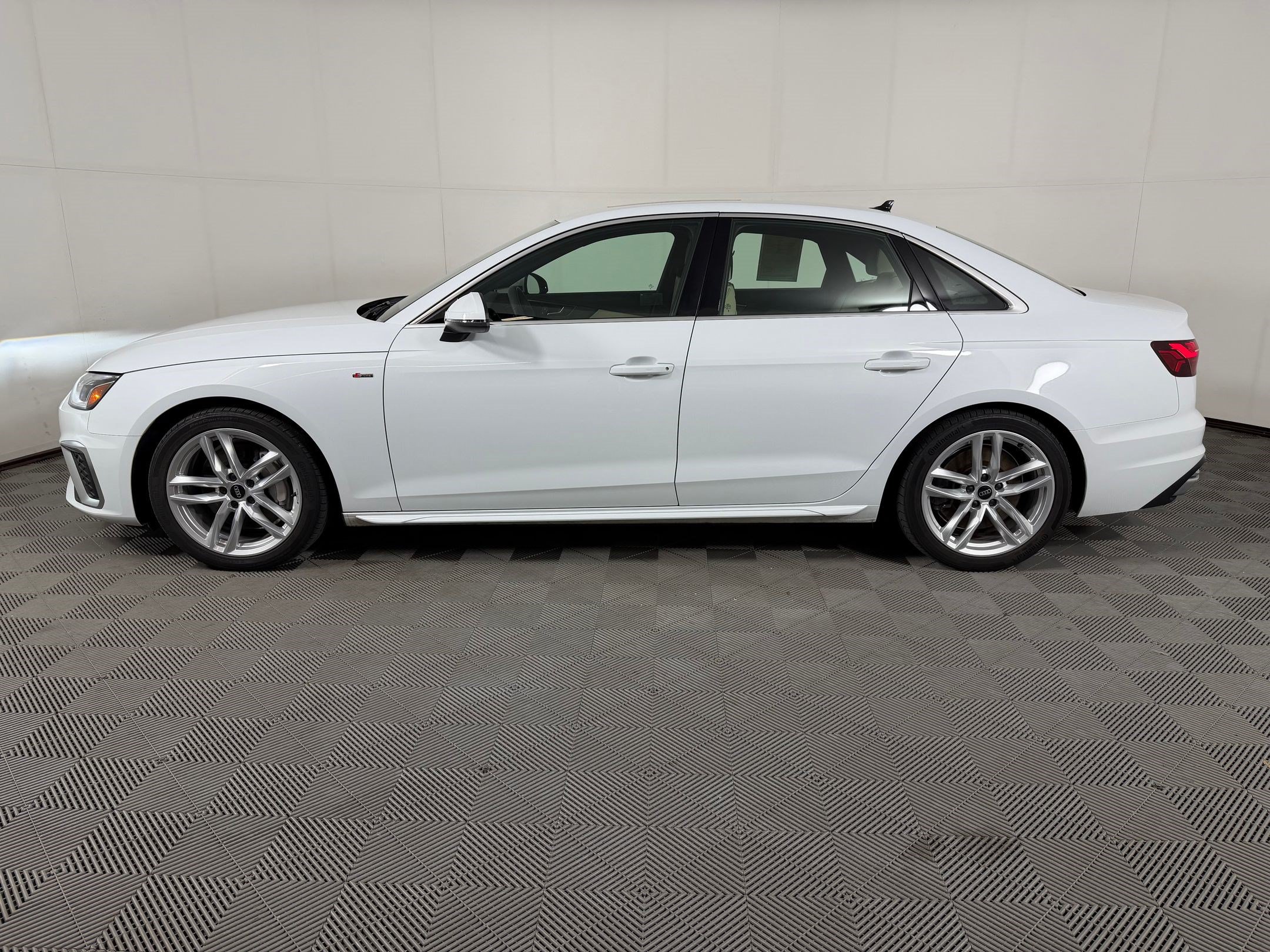 Certified 2023 Audi A4 2.0T Premium w/ Convenience Package AWD/4WD image 2