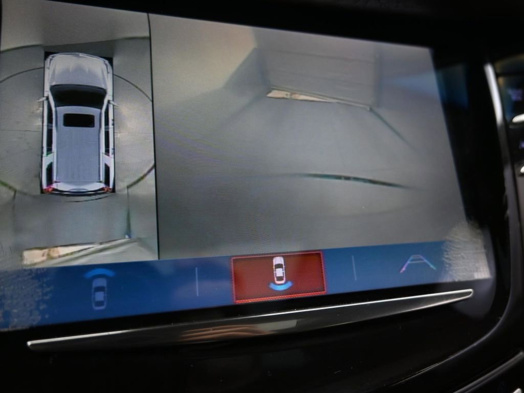 Used 2017 Cadillac Escalade Premium Luxury image 17