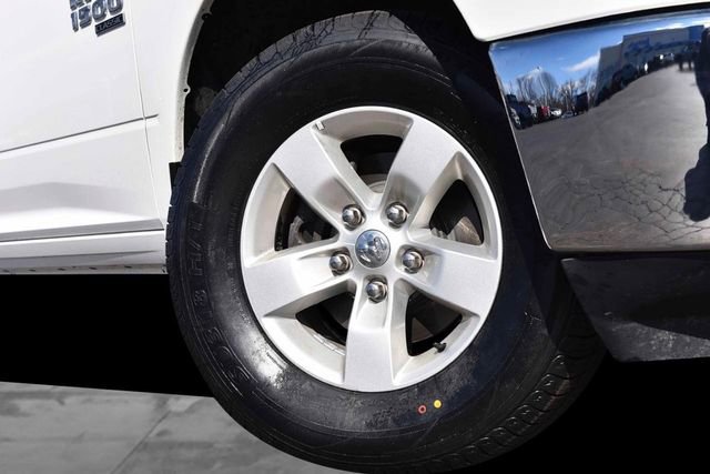 Used 2023 RAM 1500 Classic SLT w/ Electronics Group image 3