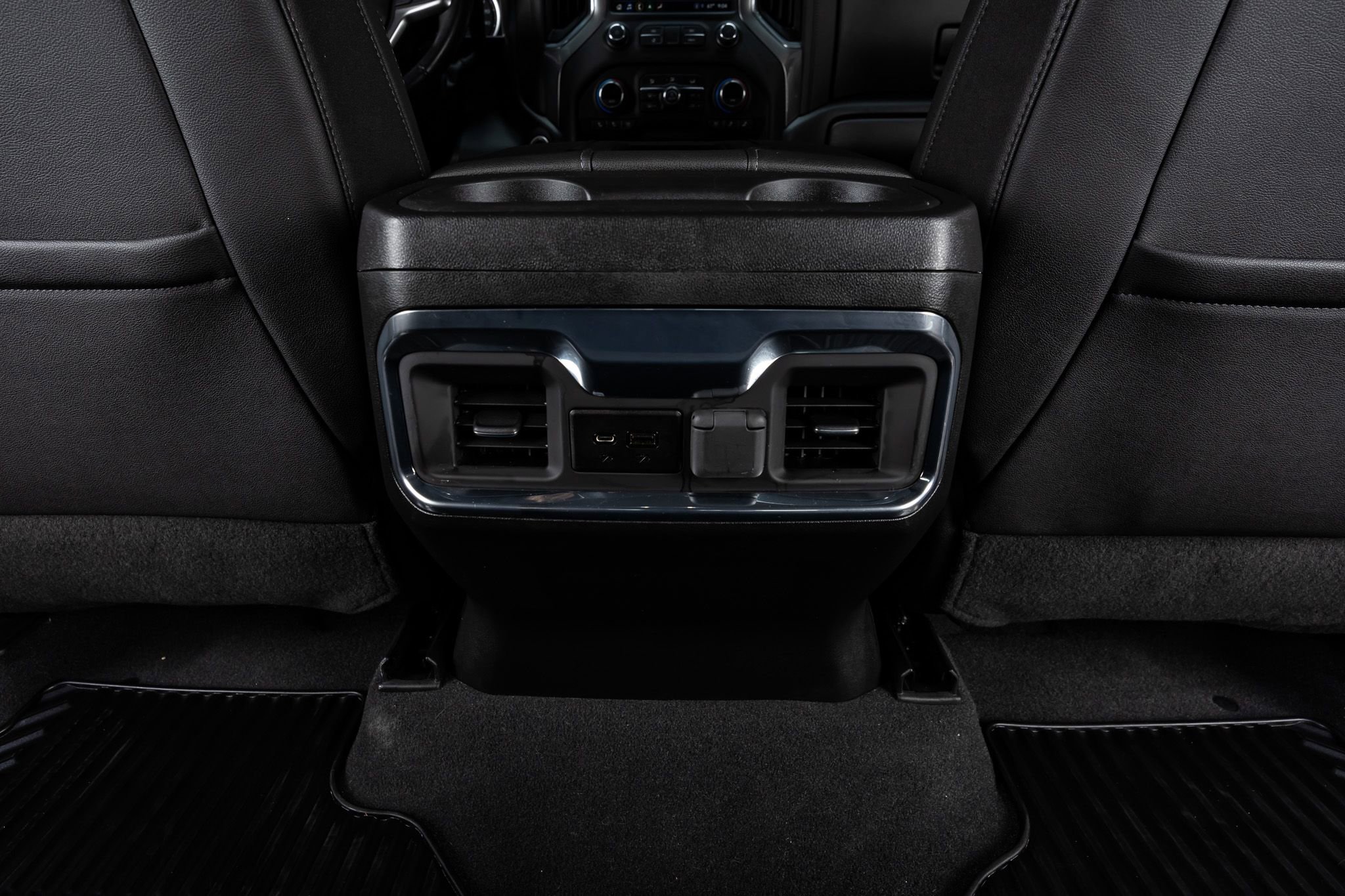 Used 2022 Chevrolet Silverado 2500 LTZ w/ LTZ Plus Package image 33