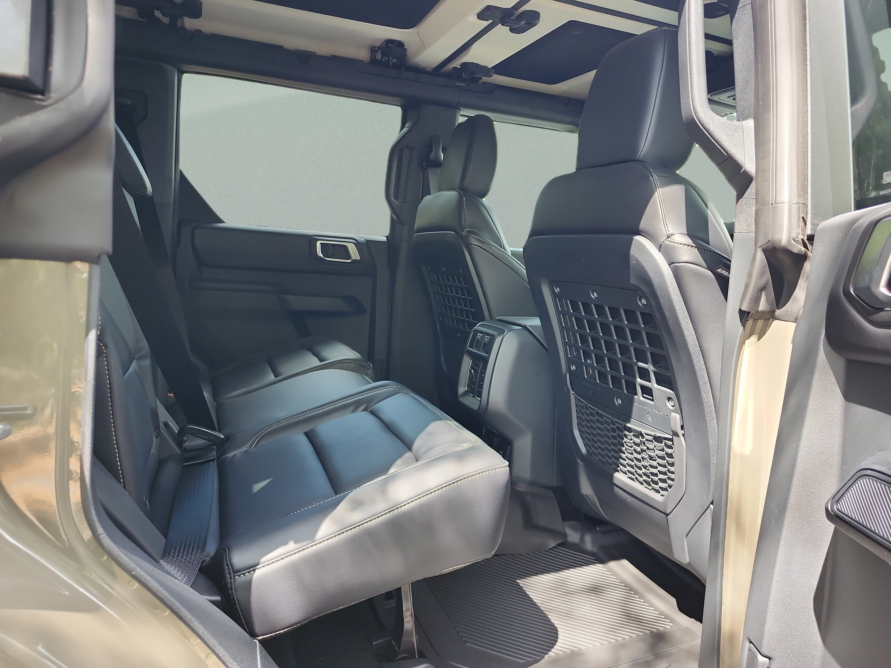 New 2026 Ford Bronco Badlands AWD/4WD image 16