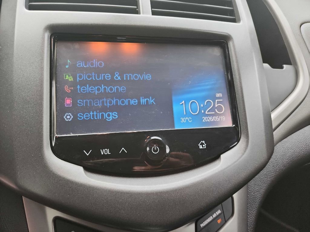 Used 2015 Chevrolet Sonic LT FWD image 24