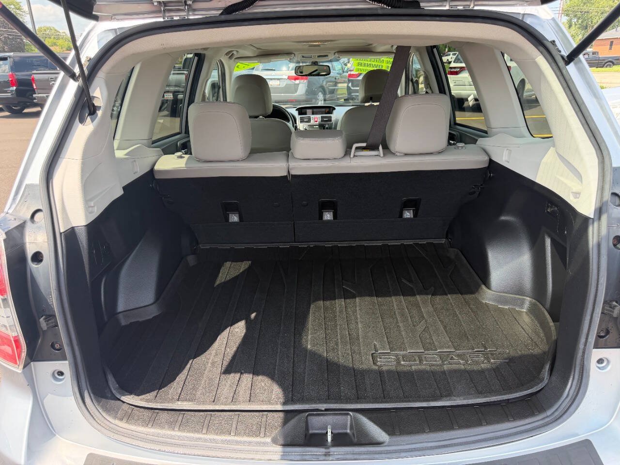 Used 2015 Subaru Forester 2.5i Limited w/ Popular Package #2 AWD/4WD image 12