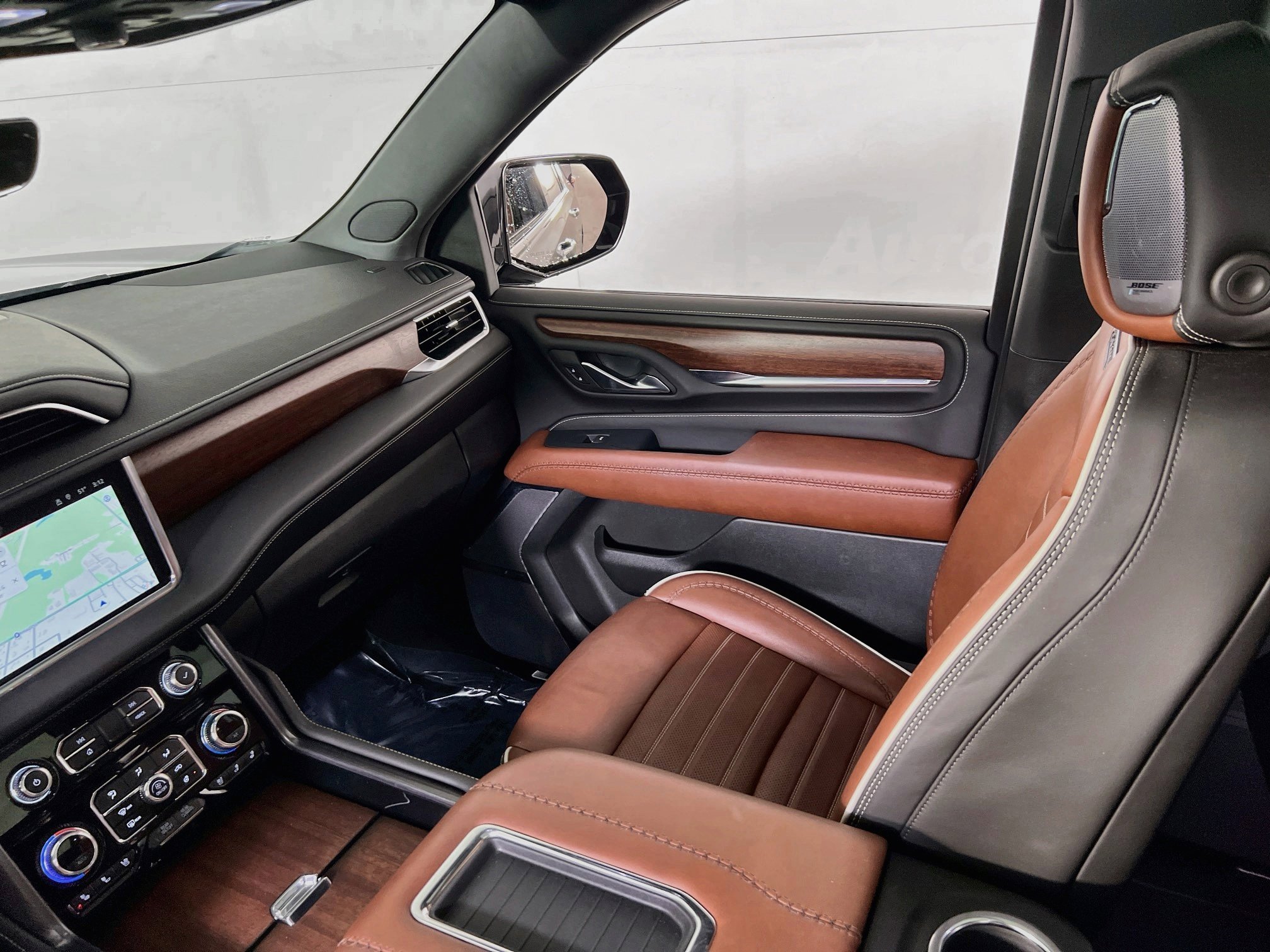 Used 2024 GMC Yukon XL Denali Ultimate image 25