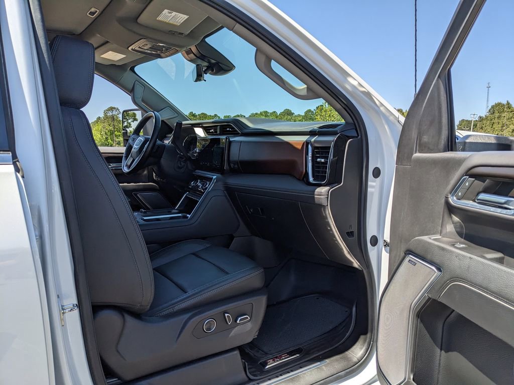 Used 2024 GMC Sierra 2500 Denali w/ Denali Reserve Package image 42