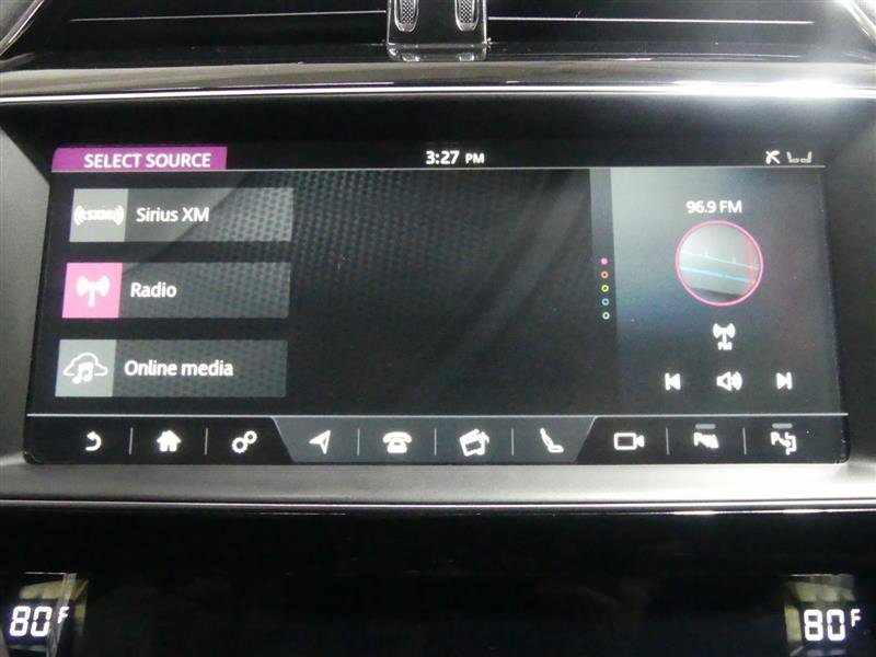 Used 2019 Jaguar F-PACE SVR image 42