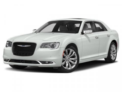 Used 2019 Chrysler 300 Touring w/ Sport Appearance Package image 2