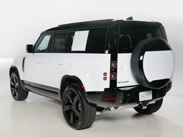 New 2026 Land Rover Defender 110 X-Dynamic SE AWD/4WD image 32