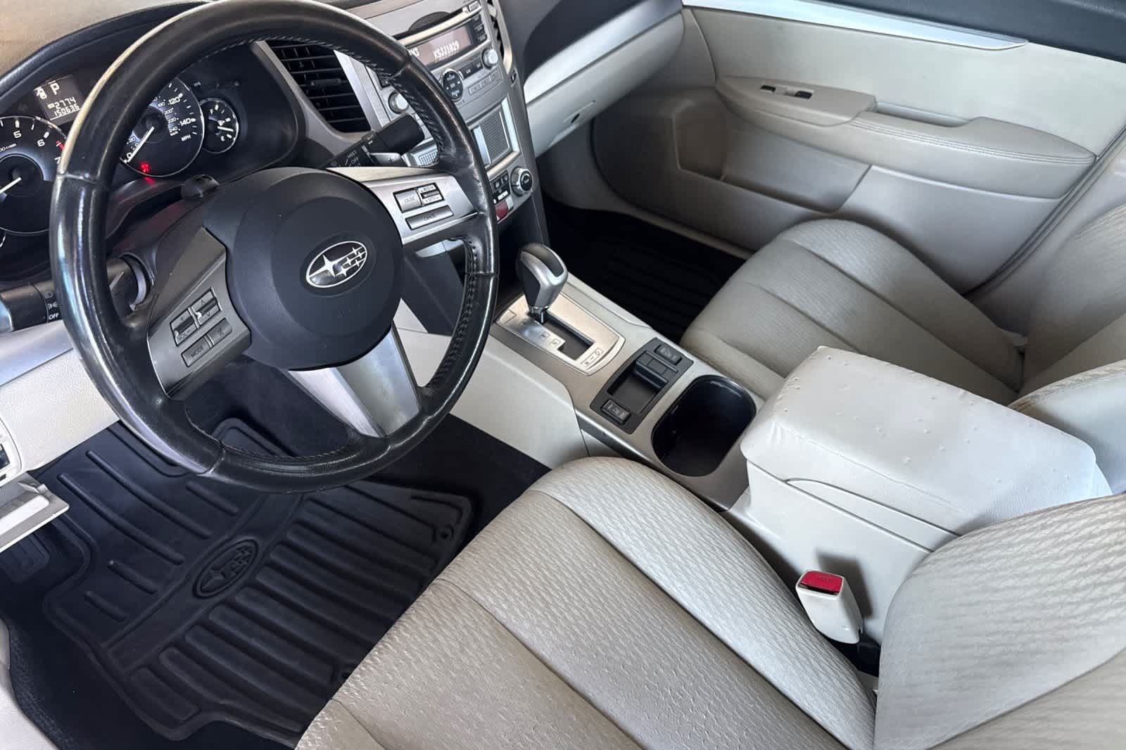 Used 2010 Subaru Legacy 2.5i Premium AWD/4WD image 13