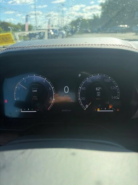 Used 2023 Jeep Grand Cherokee L Summit AWD/4WD image 2