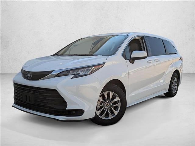Certified 2022 Toyota Sienna LE